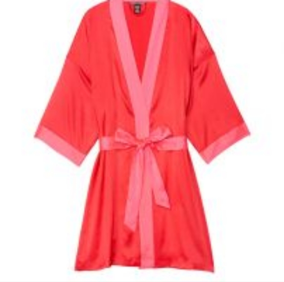 Victoria Secret Robe - Picture 1 of 2